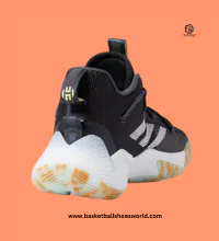 New adidas Unisex Adult Harden Stepback 3 Basketball Shoe